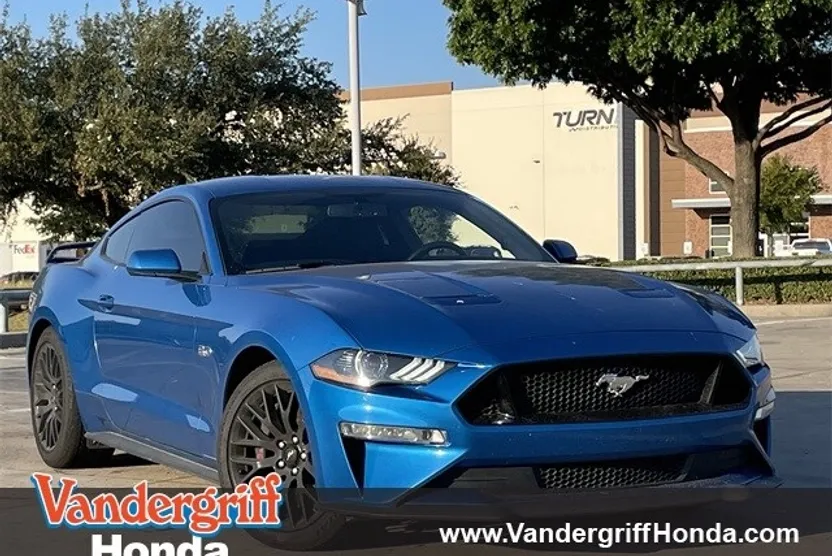 2020 Ford Mustang GT photo 1