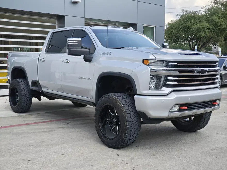 2020 Chevrolet Silverado 3500HD High Country photo 1