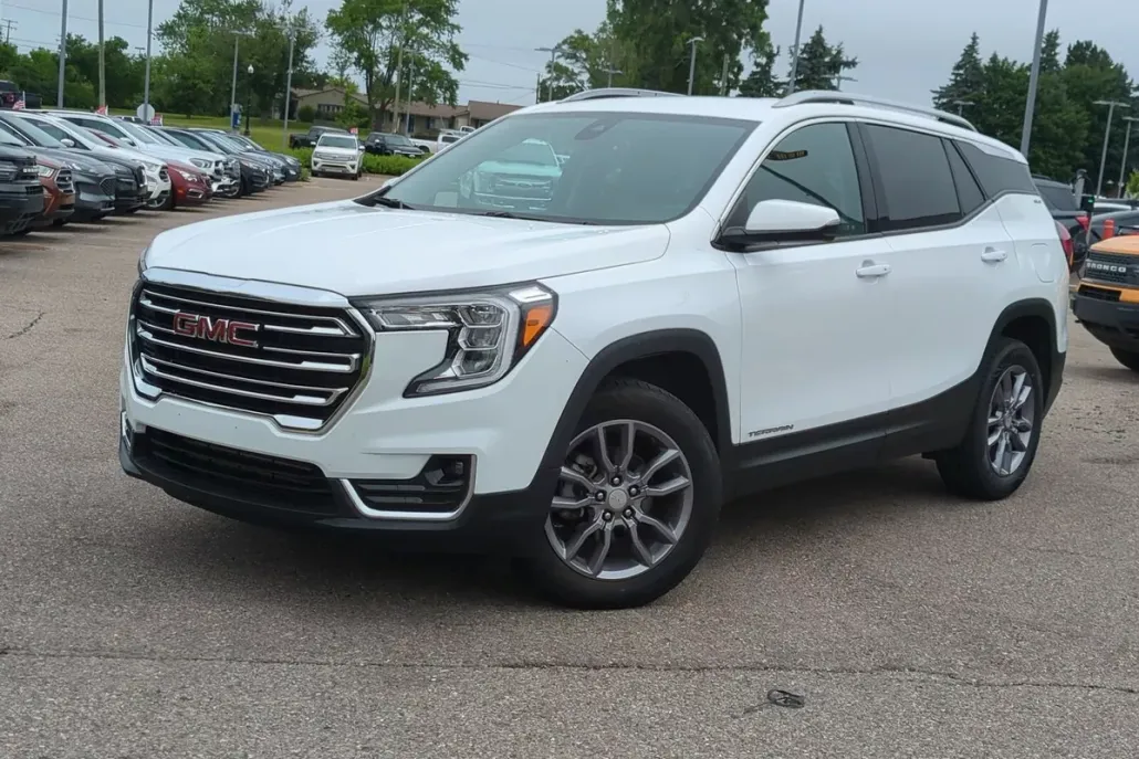 2023 Gmc Terrain SLT photo 1