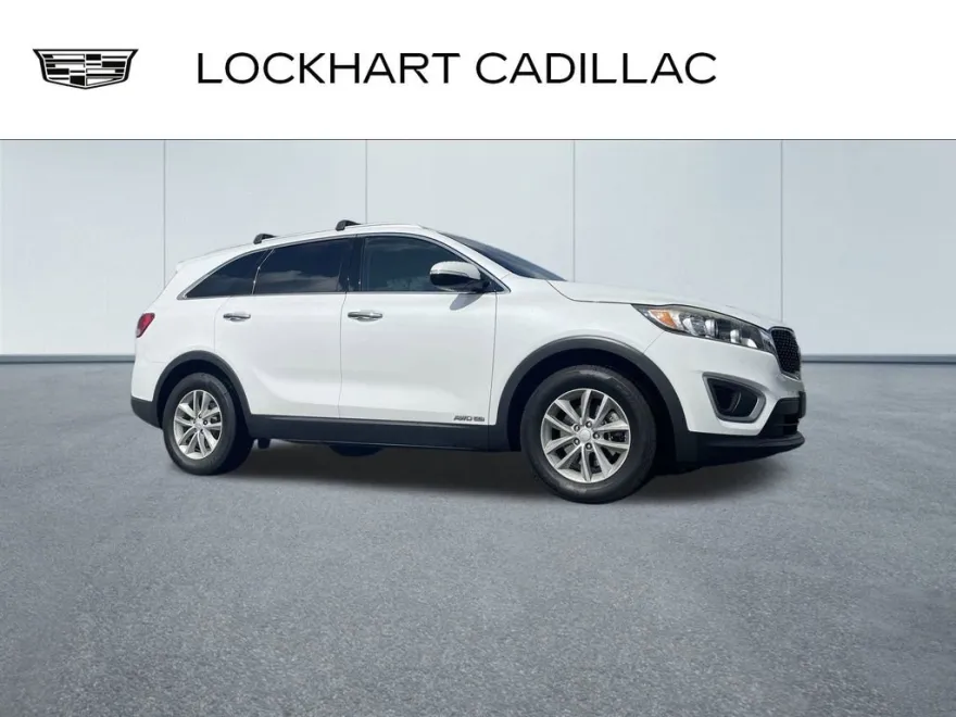 2017 Kia Sorento LX photo 1