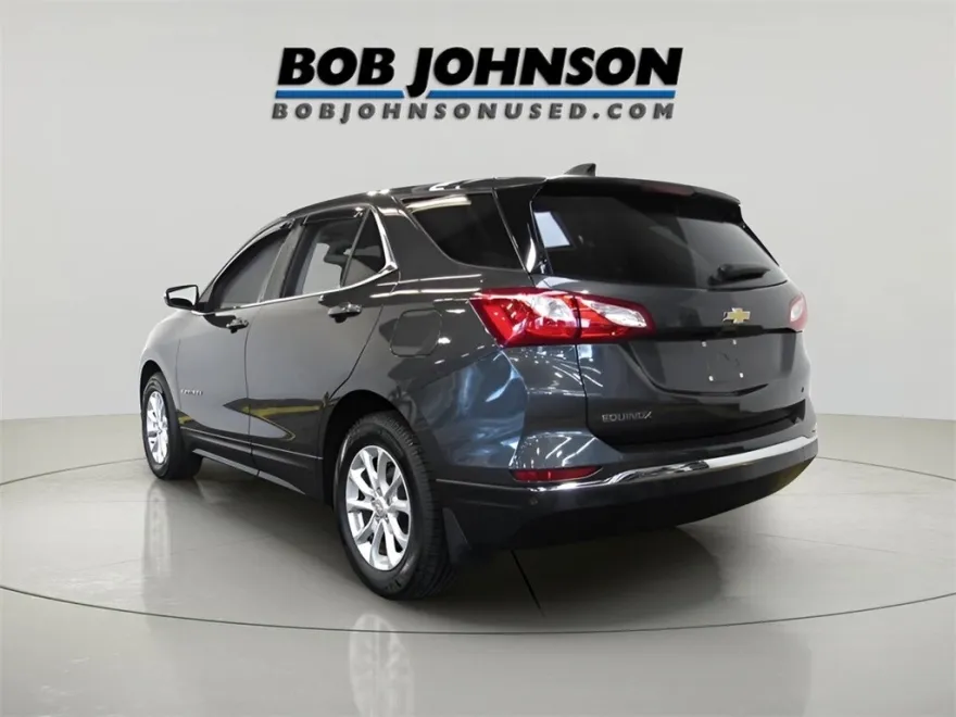 2018 Chevrolet Equinox LT photo 1