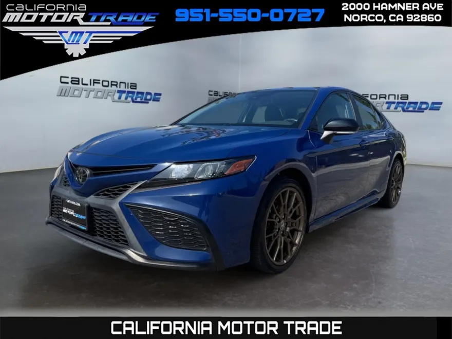 2023 Toyota Camry SE photo 1