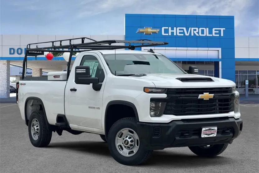2024 Chevrolet Silverado 2500HD photo 1