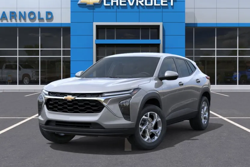2026 Chevrolet Trax LS photo 1