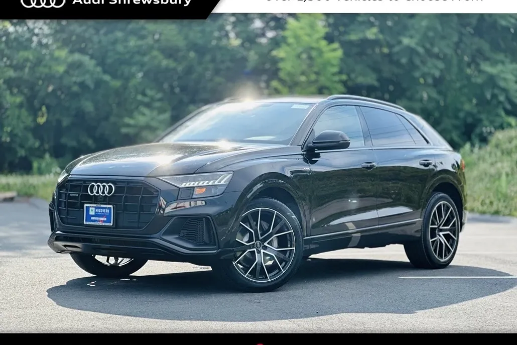 2023 Audi Q8 55 Premium Plus photo 1