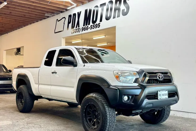 2014 Toyota Tacoma Access Cab photo 1