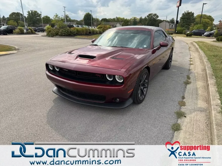 2023 Dodge Challenger R/T Scat Pack photo 1