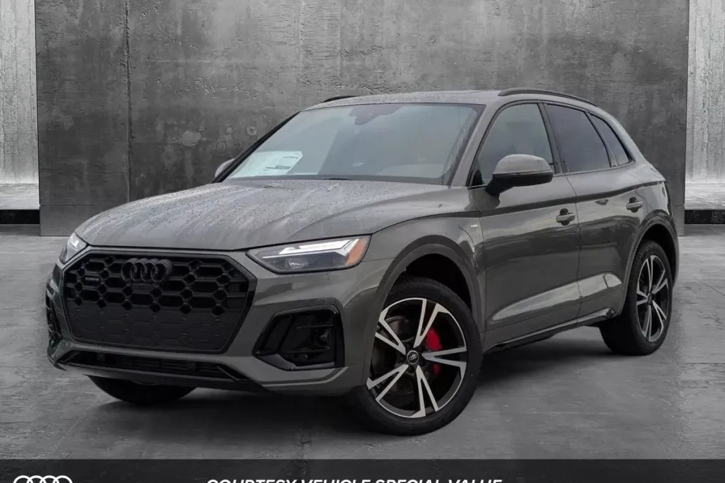 2025 Audi Q5 45 S line Premium Plus photo 1