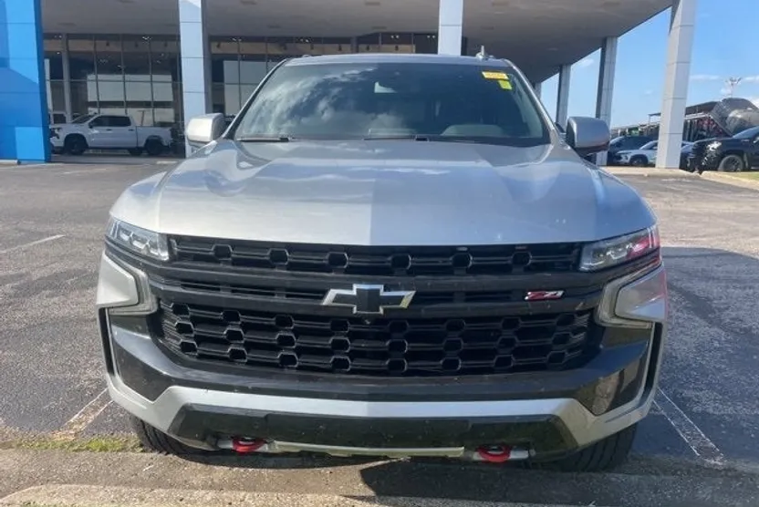 2024 Chevrolet Tahoe Z71 photo 1