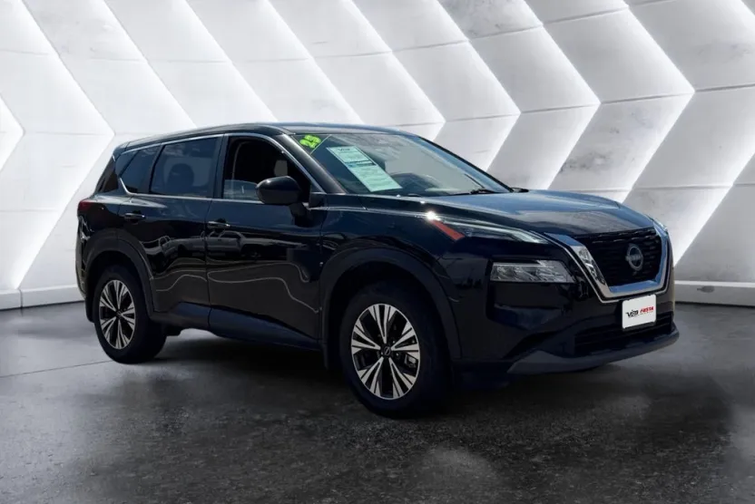 2023 Nissan Rogue SV photo 1