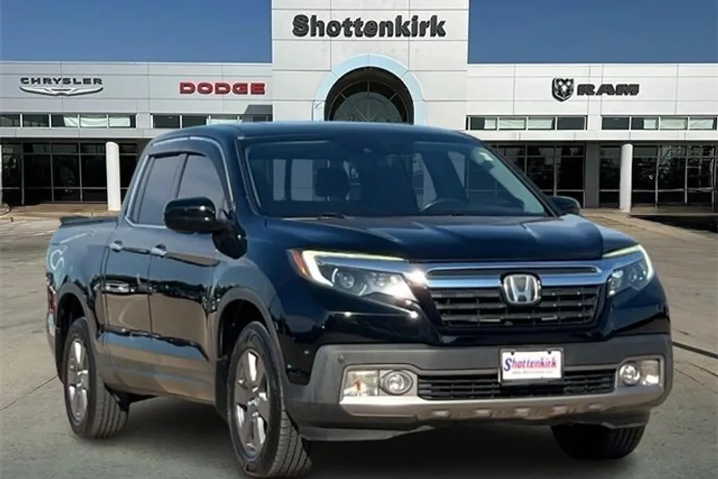 2020 Honda Ridgeline RTL-E photo 1
