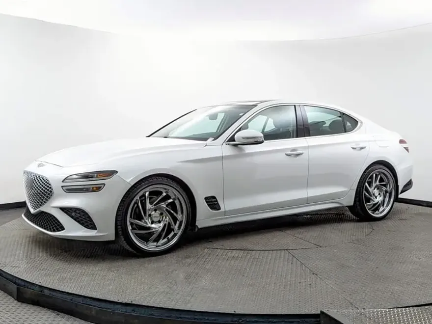 2022 Genesis G70 2.0T photo 1