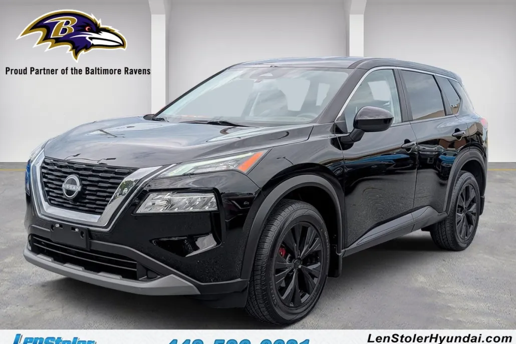 2023 Nissan Rogue SV photo 1