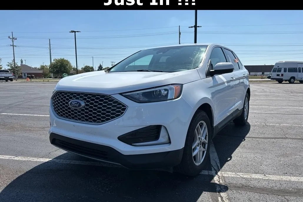 2024 Ford Edge SEL photo 1