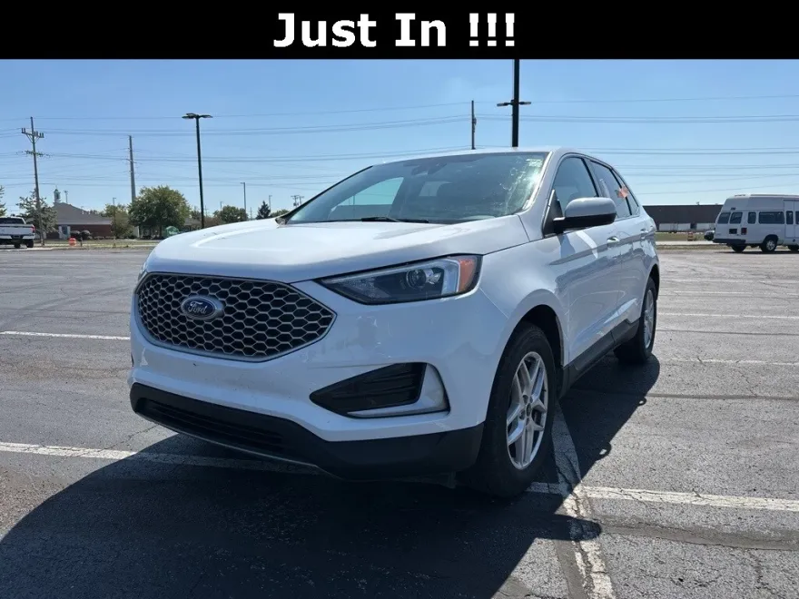 2024 Ford Edge SEL photo 1