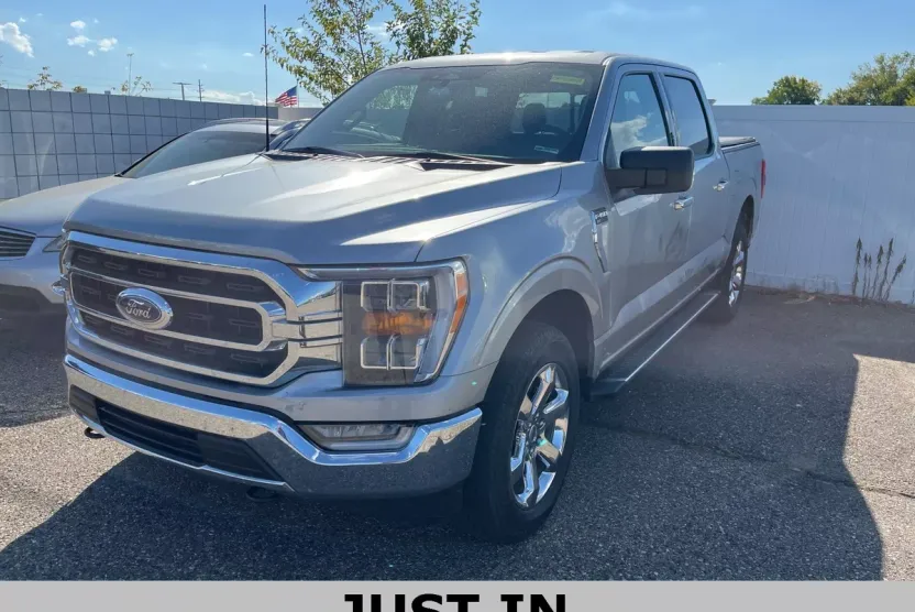 2022 Ford F-150 XLT photo 1