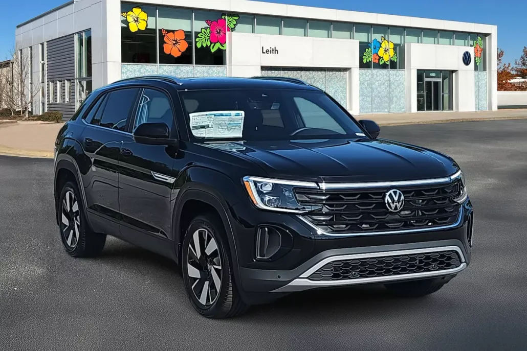 2025 Volkswagen Atlas Cross Sport SE Technology photo 1
