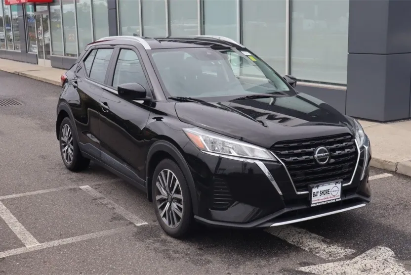 2021 Nissan Kicks SV photo 1