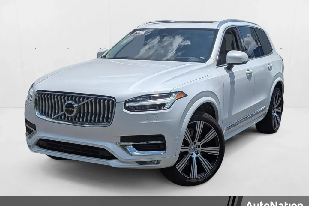2024 Volvo XC90 Ultimate photo 1