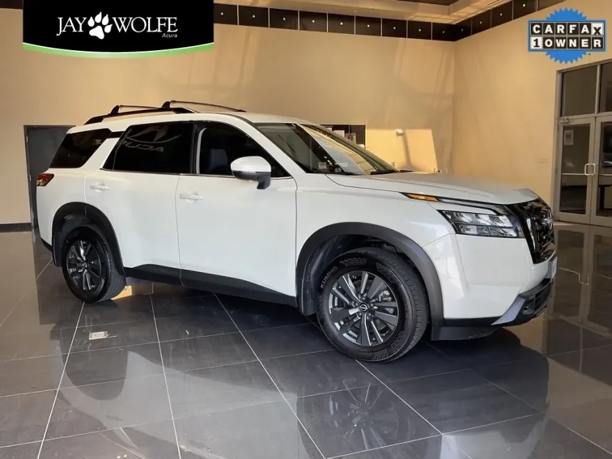 2023 Nissan Pathfinder SV photo 1