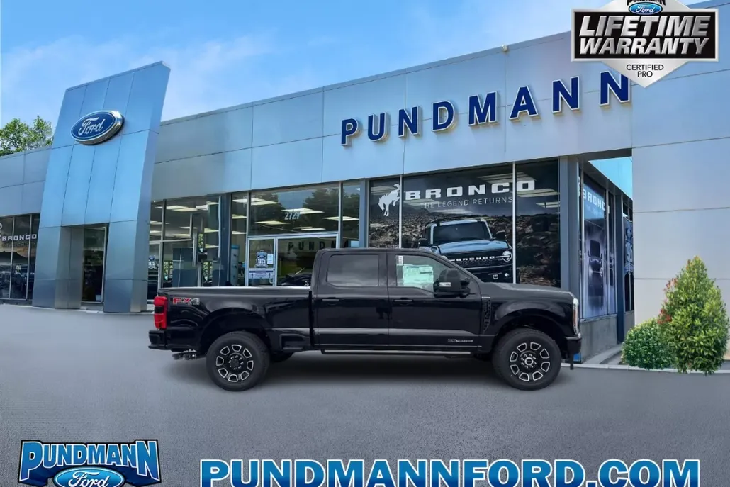 2025 Ford F-350 Platinum photo 1