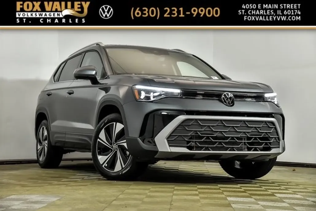 2025 Volkswagen Taos SE photo 1