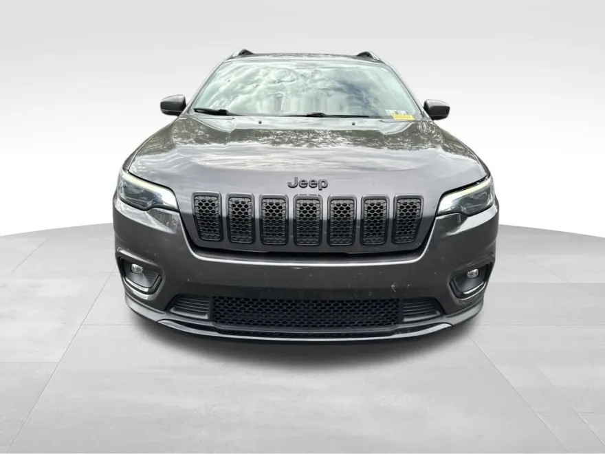 2020 Jeep Cherokee Altitude photo 1