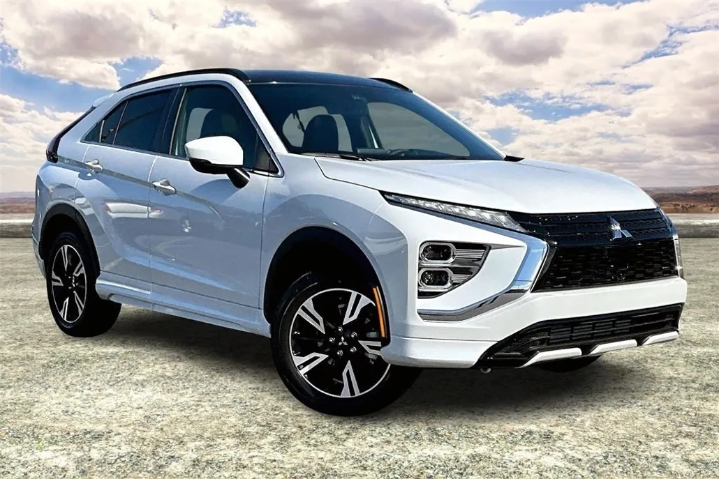 2025 Mitsubishi Eclipse Cross SEL photo 1