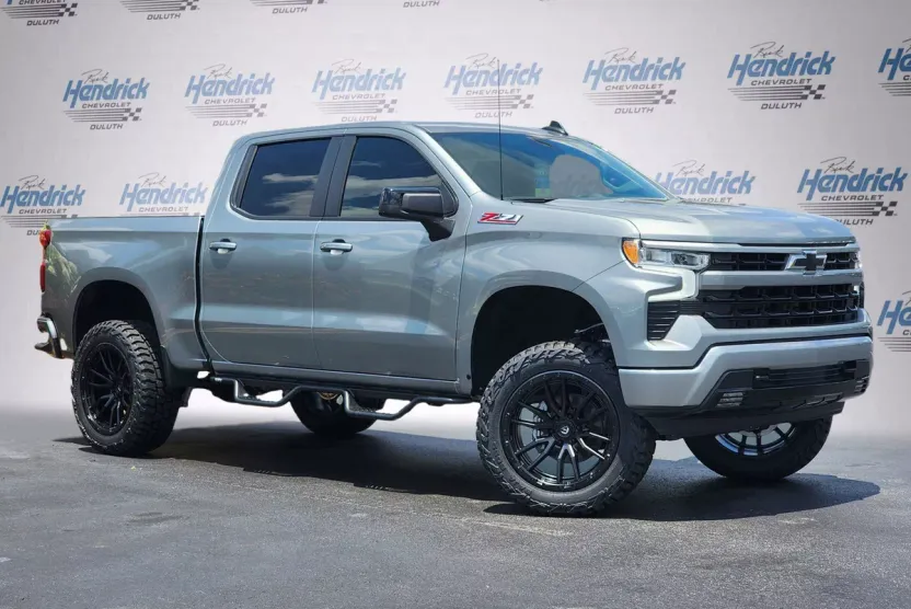 2025 Chevrolet Silverado 1500 RST photo 1