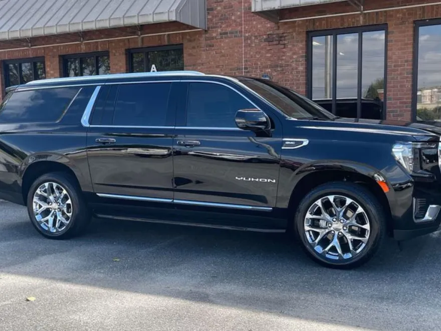 2021 Gmc Yukon XL SLT photo 1