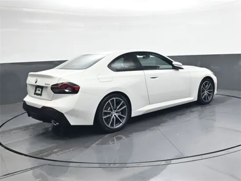 2024 Bmw 230i Coupe photo 4