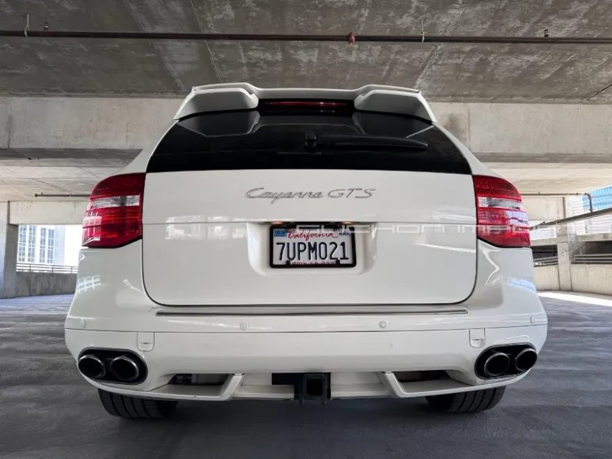 2009 Porsche Cayenne GTS photo 10