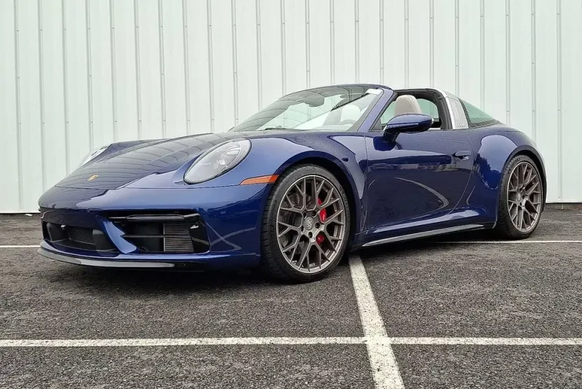 2024 Porsche 911 Targa 4S photo 1