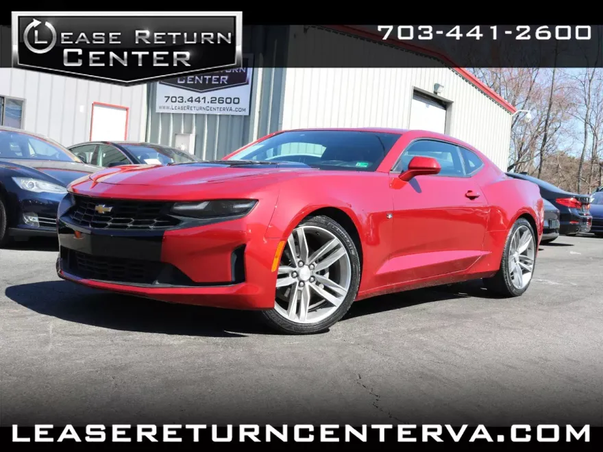 2017 Chevrolet Camaro 2LT photo 1