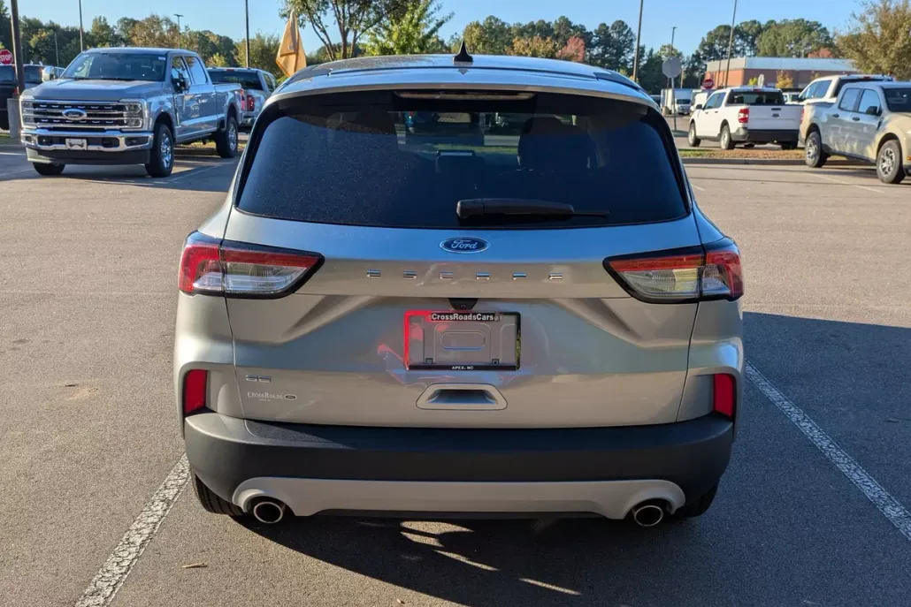 2021 Ford Escape SE photo 1