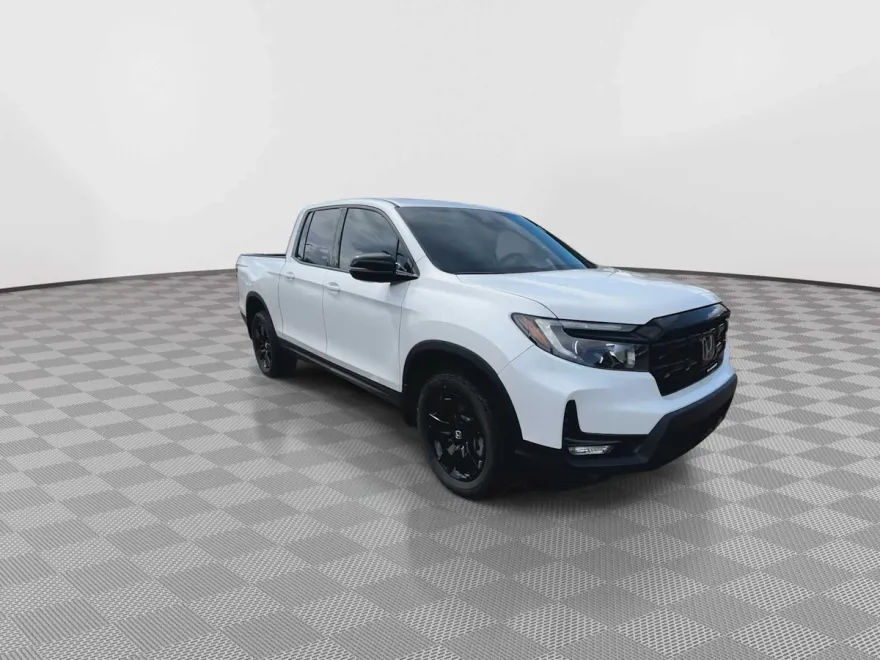 2025 Honda Ridgeline Black Edition photo 1