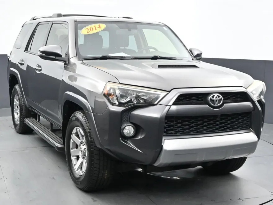 2014 Toyota 4Runner Limited photo 1