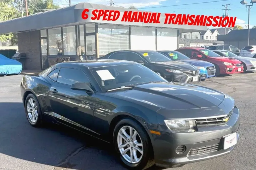 2015 Chevrolet Camaro LS Coupe photo 1