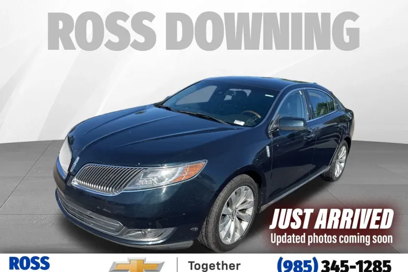 2014 Lincoln MKS Base photo 1