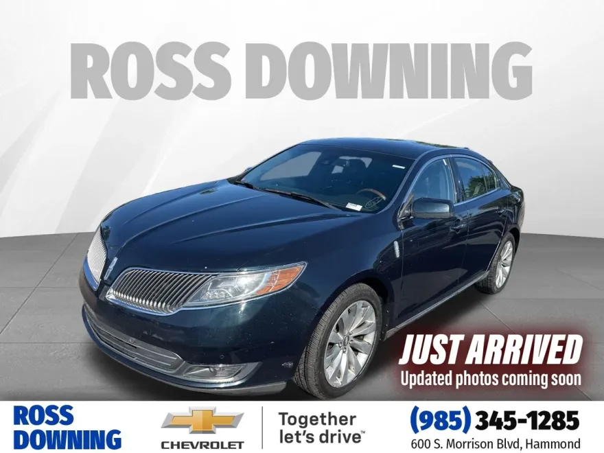 2014 Lincoln MKS Base photo 1