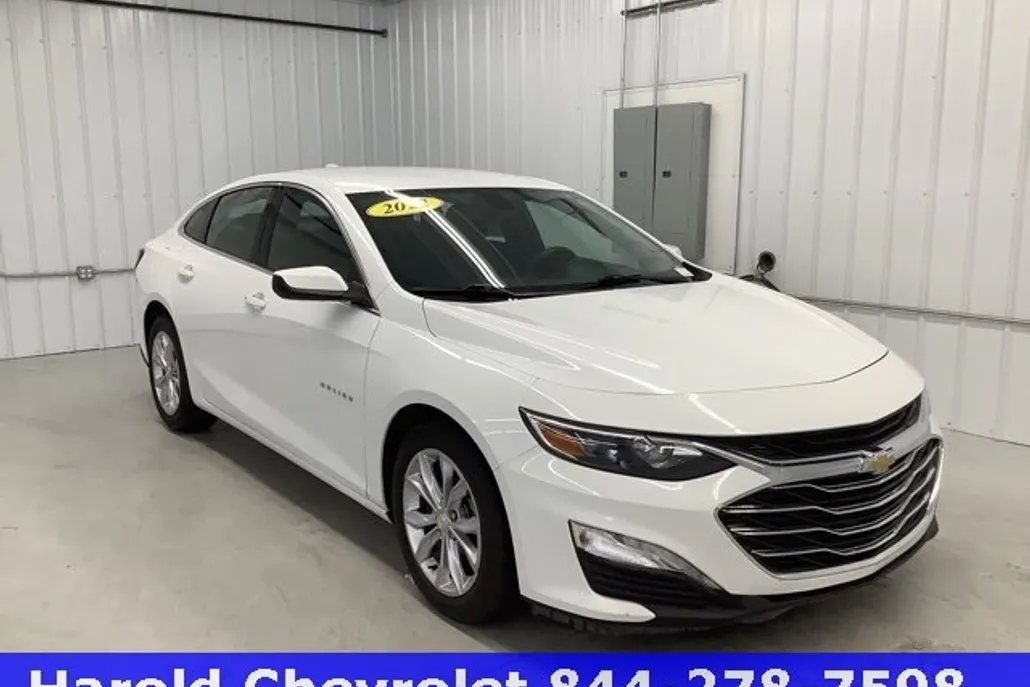 2022 Chevrolet Malibu 1LT photo 1