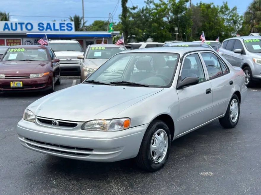 2000 Toyota Corolla VE photo 1