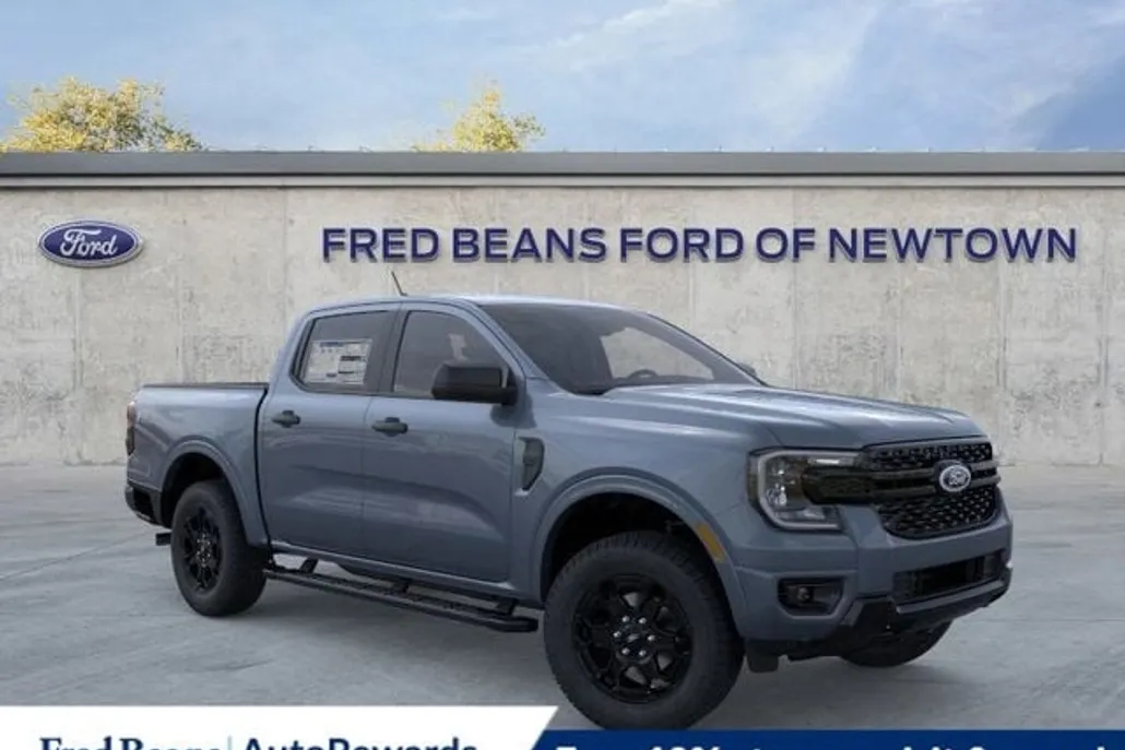 2025 Ford Ranger XLT photo 1