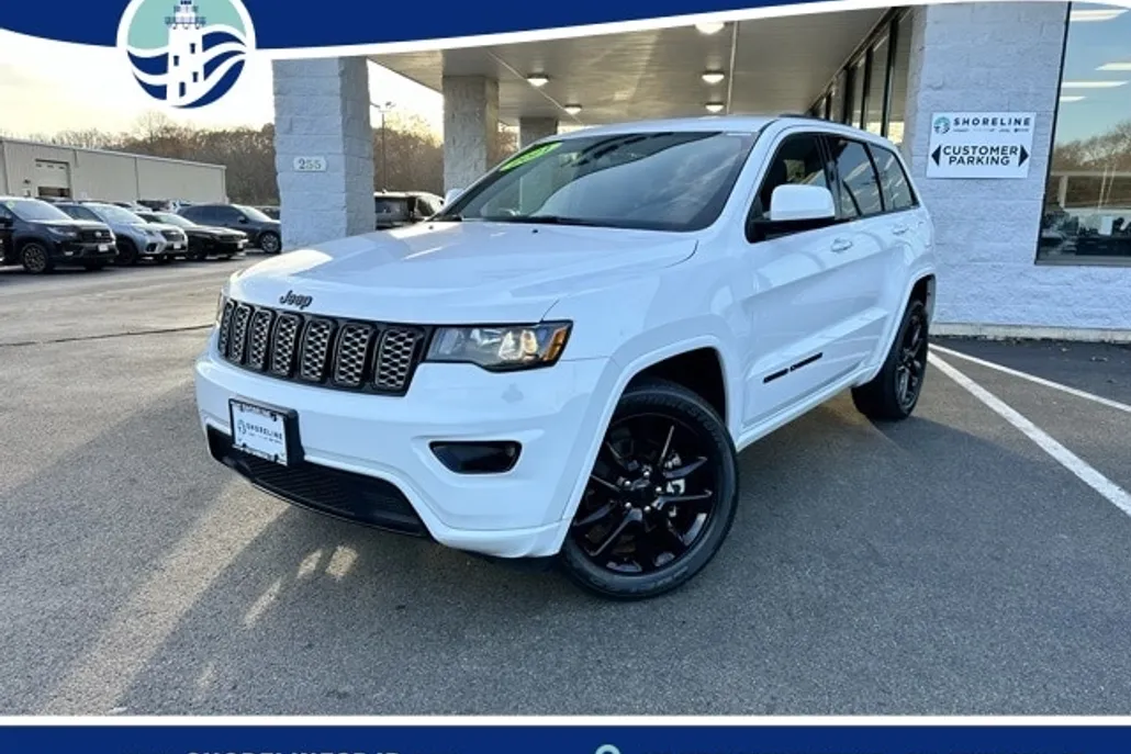 2021 Jeep Grand Cherokee Laredo X photo 1