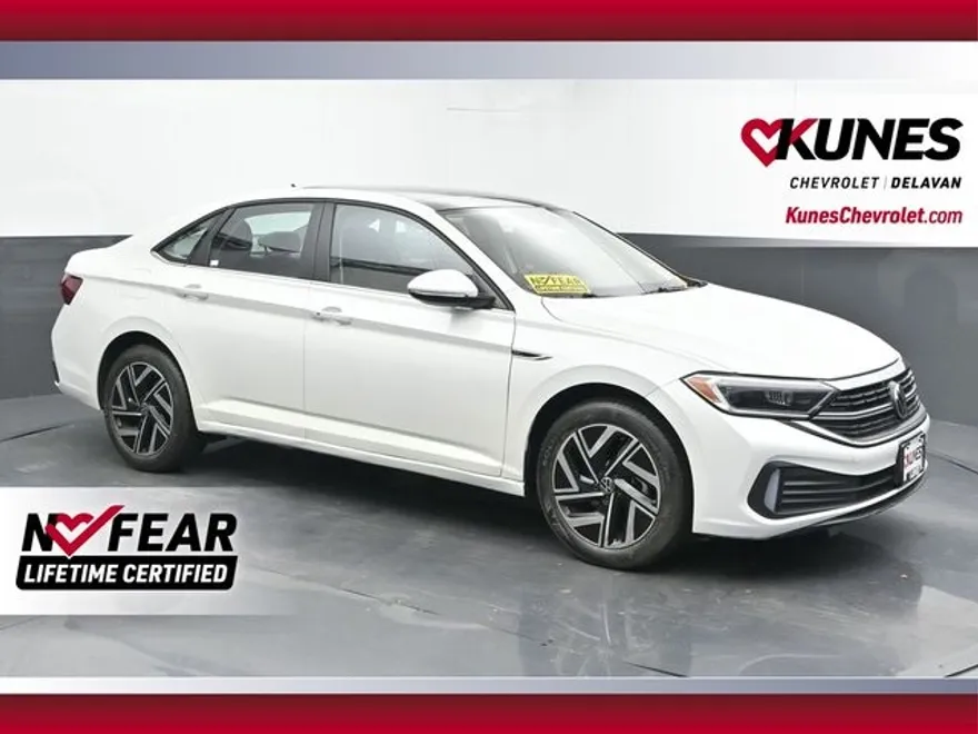 2023 Volkswagen Jetta 1.5T SEL photo 1