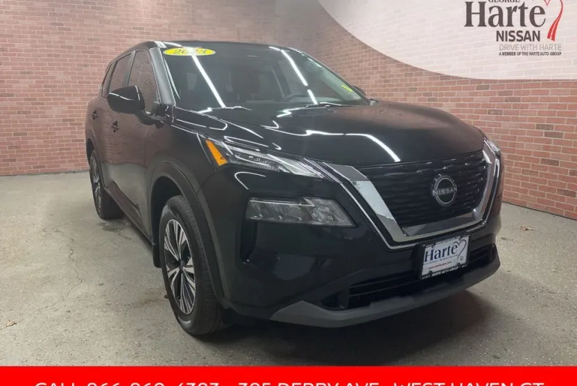 2023 Nissan Rogue SV photo 1