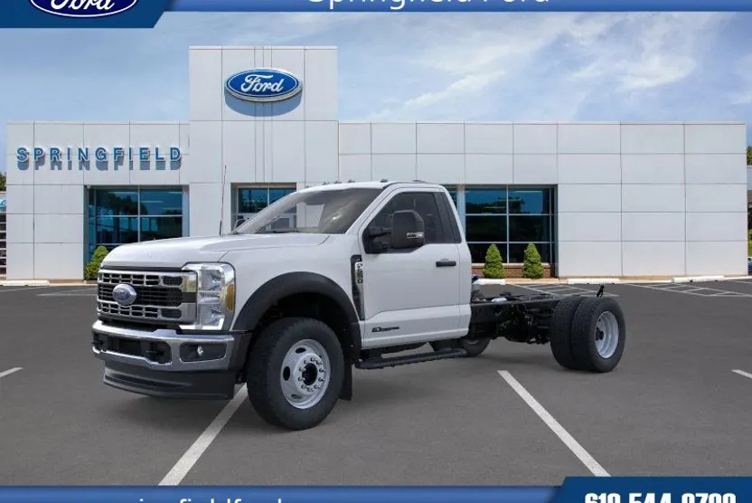 2025 Ford F-550 XL photo 1