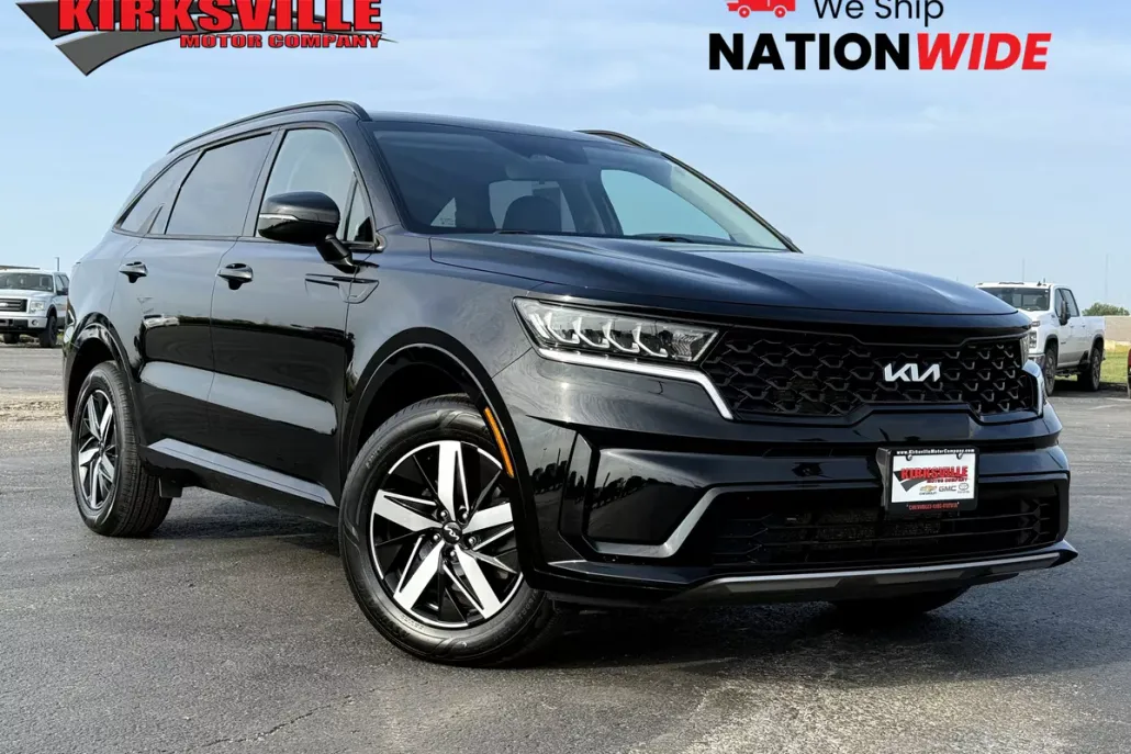 2022 Kia Sorento S photo 1
