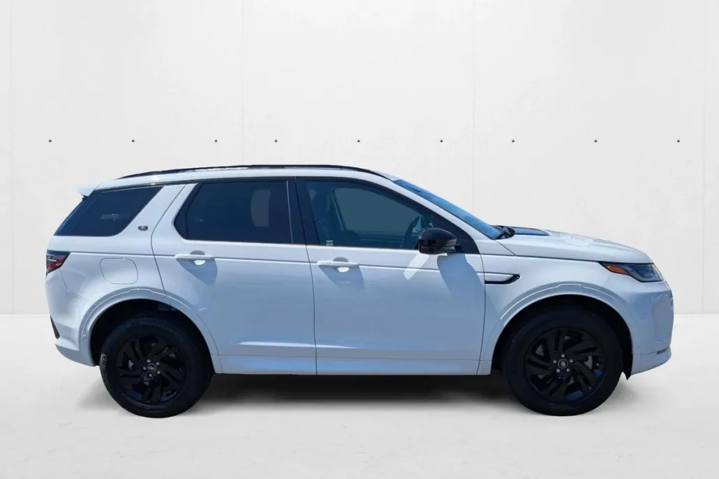 2024 Land Rover Discovery Sport S photo 1