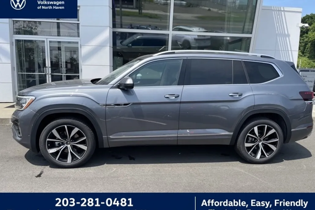 2025 Volkswagen Atlas SEL Premium R-Line photo 1